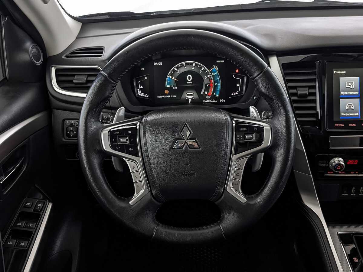 Mitsubishi Montero Sport, 2023 Фото №20