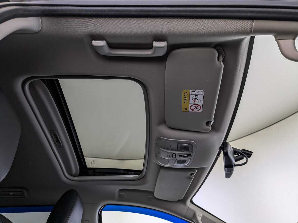 Mitsubishi Montero Sport, 2023 Фото №21