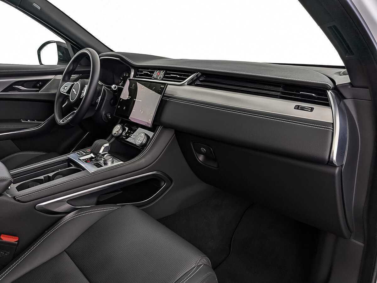 Jaguar F-Pace, 2022 Фото №13
