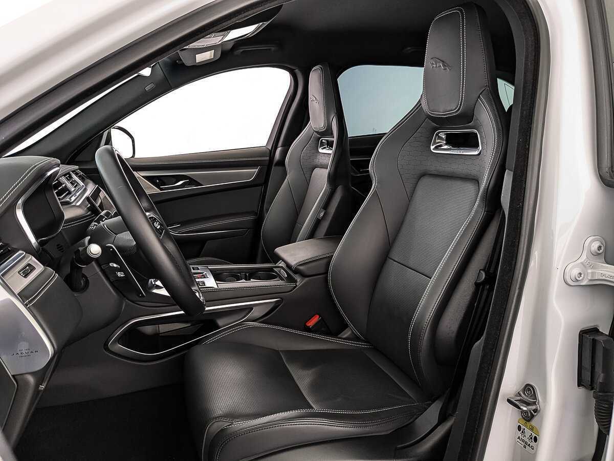 Jaguar F-Pace, 2022 Фото №20