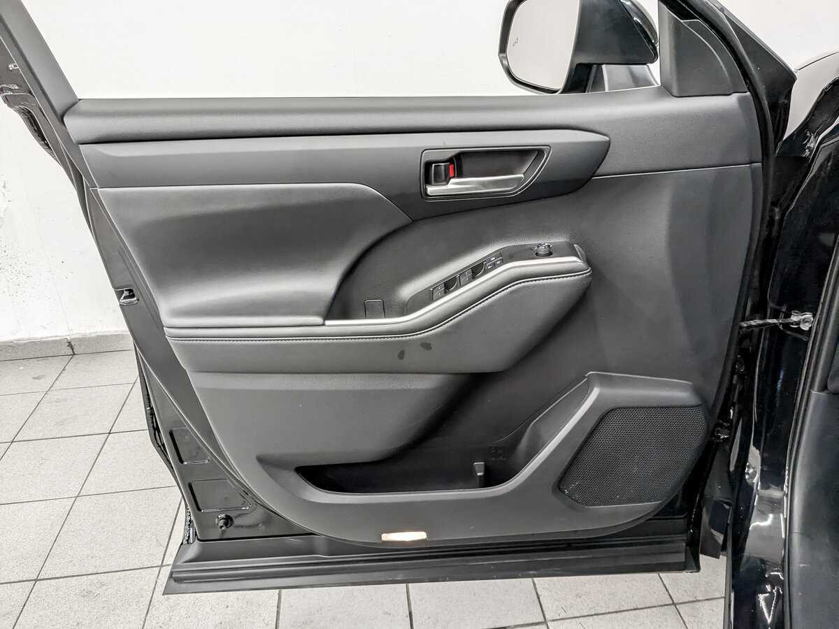 Toyota Highlander, 2021 Фото №19