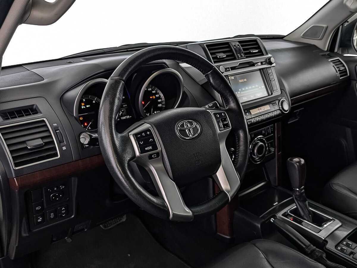 Toyota Land Cruiser Prado, 2017 Фото №15
