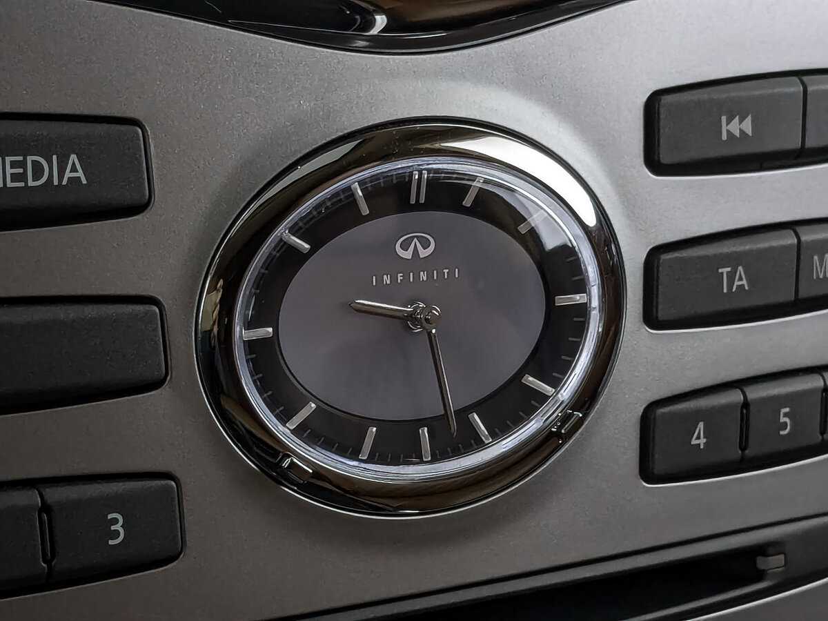 Infiniti QX80, 2018 Фото №27