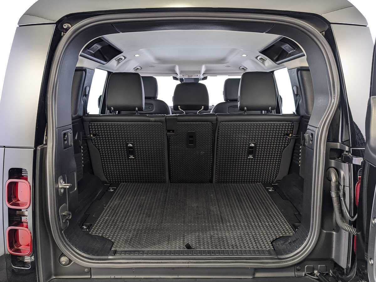 Land Rover Defender 110, 2021 Фото №10