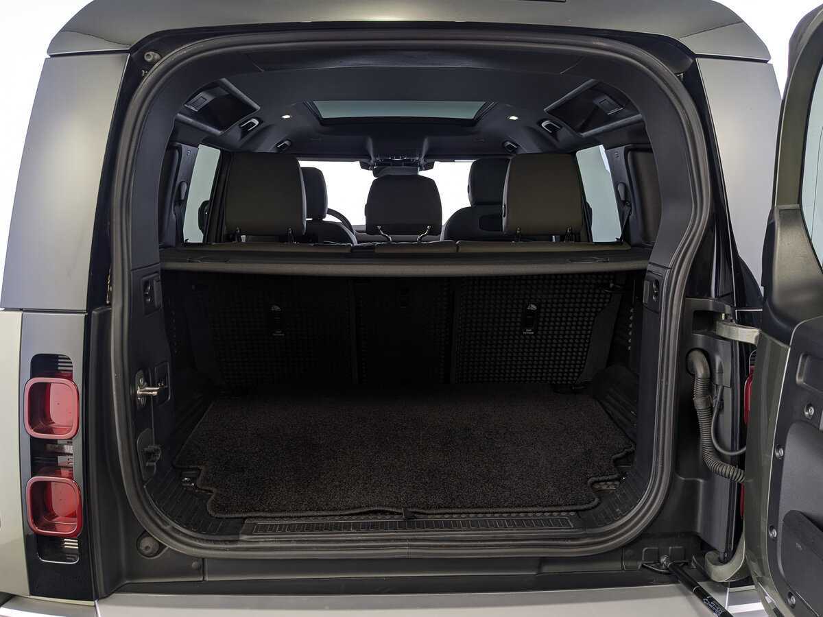 Land Rover Defender 110, 2021 Фото №10