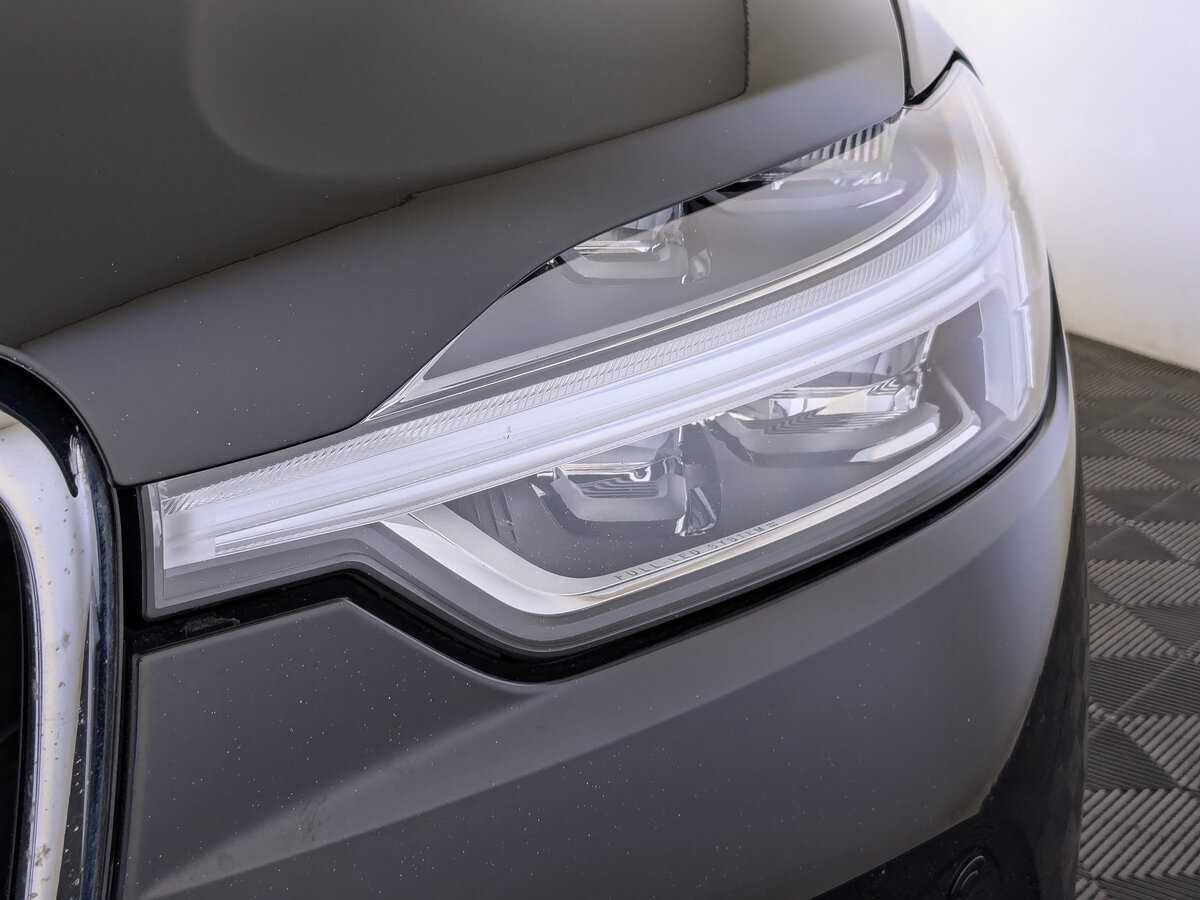 Volvo XC60, 2020 Фото №11