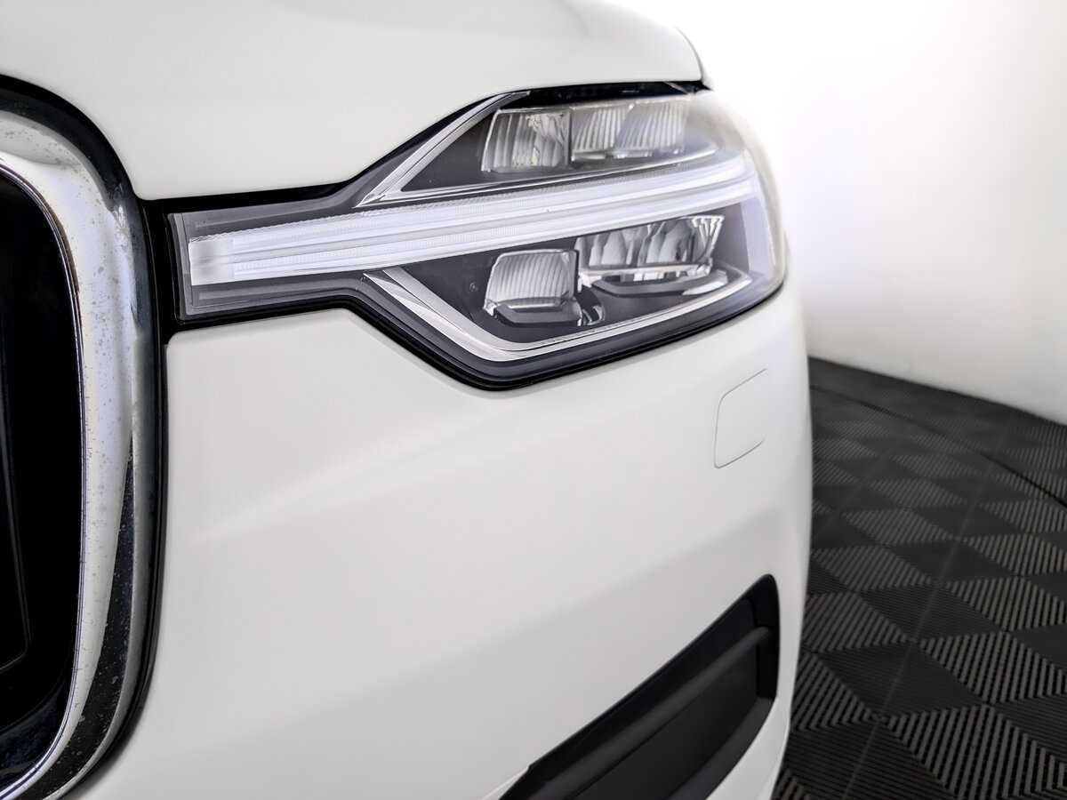 Volvo XC60, 2019 Фото №17
