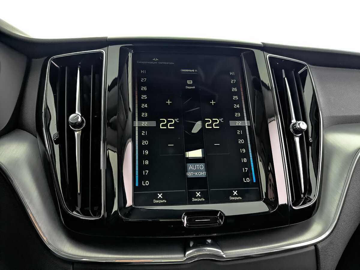 Volvo XC60, 2019 Фото №17