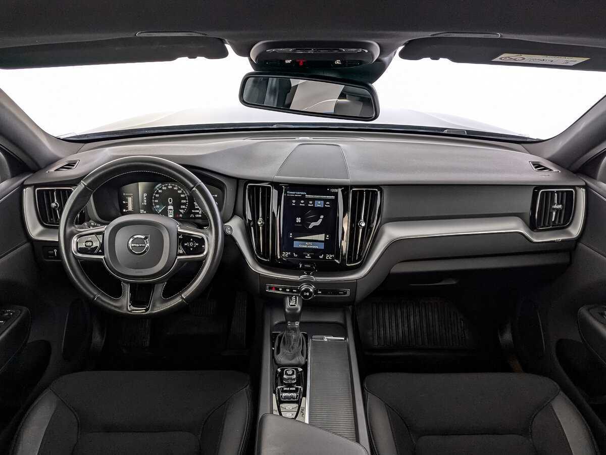 Volvo XC60, 2020 Фото №14