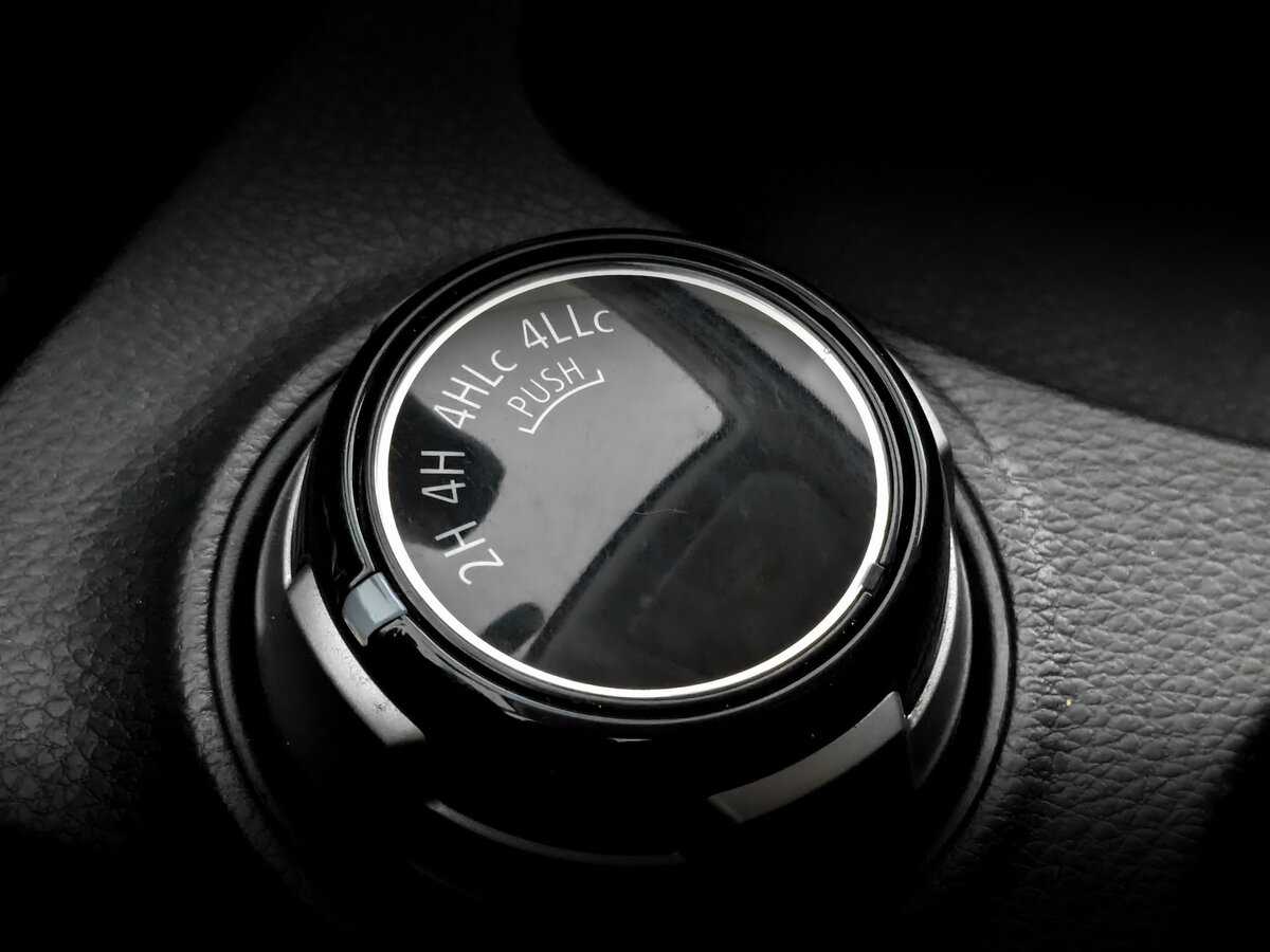 Mitsubishi Pajero Sport, 2018 Фото №25