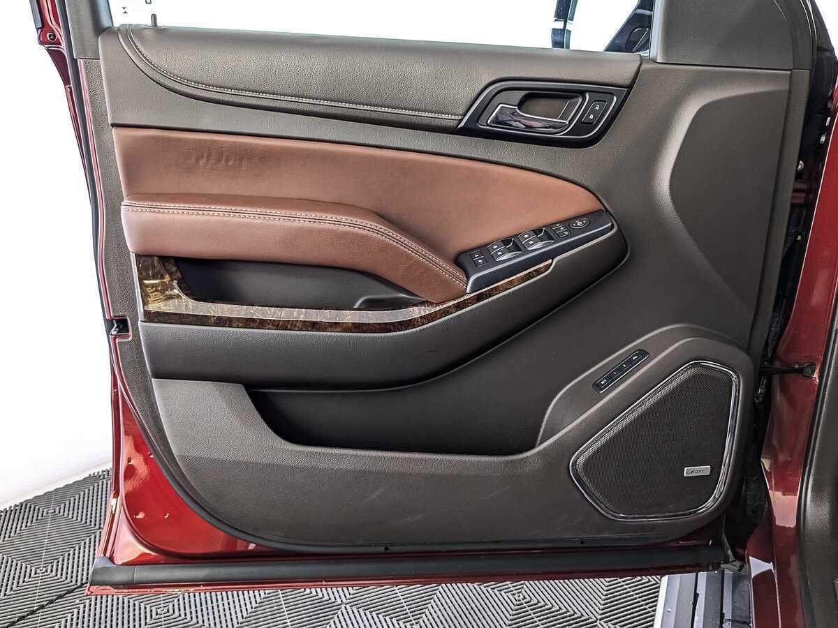 Chevrolet Tahoe, 2018 Фото №19