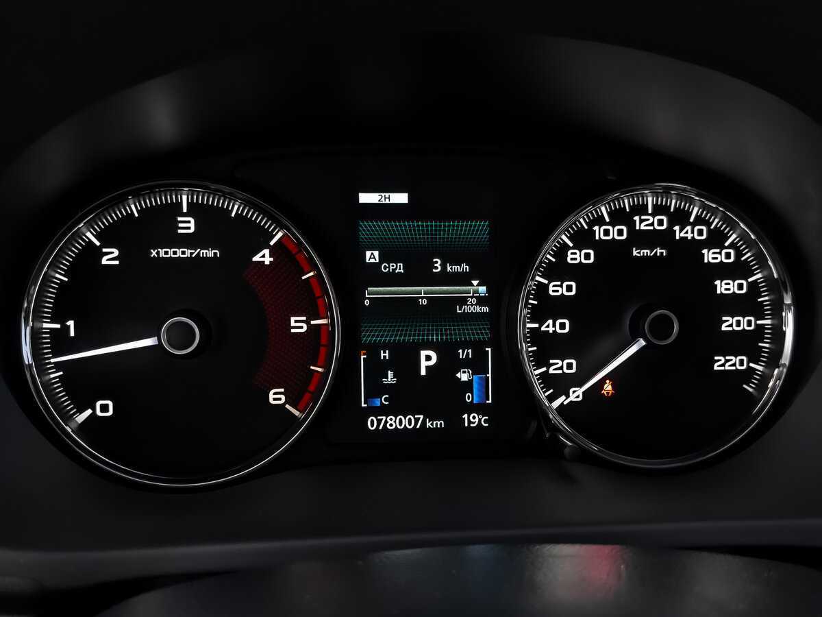 Mitsubishi Pajero Sport, 2021 Фото №15