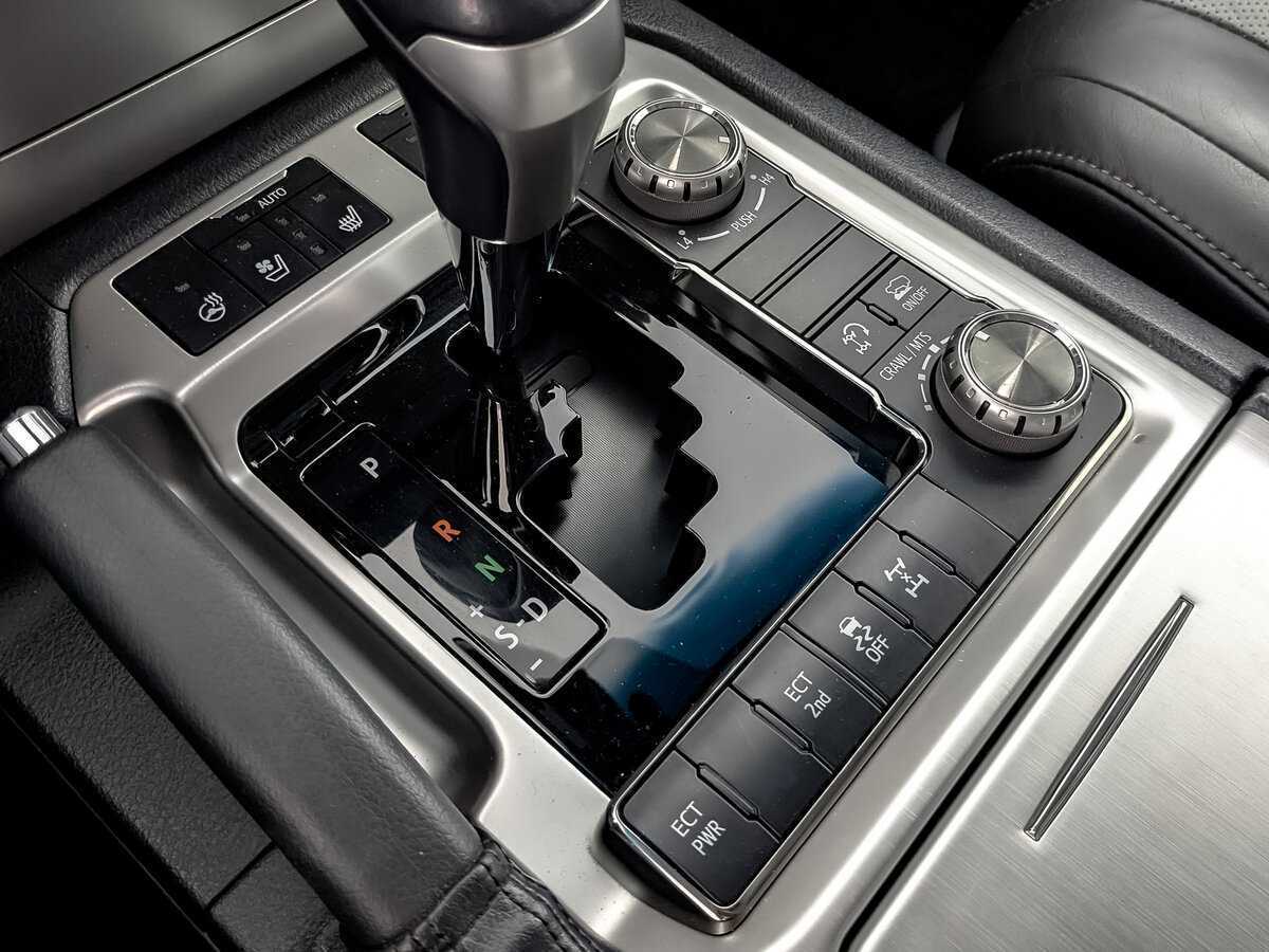 Toyota Land Cruiser, 2019 Фото №29