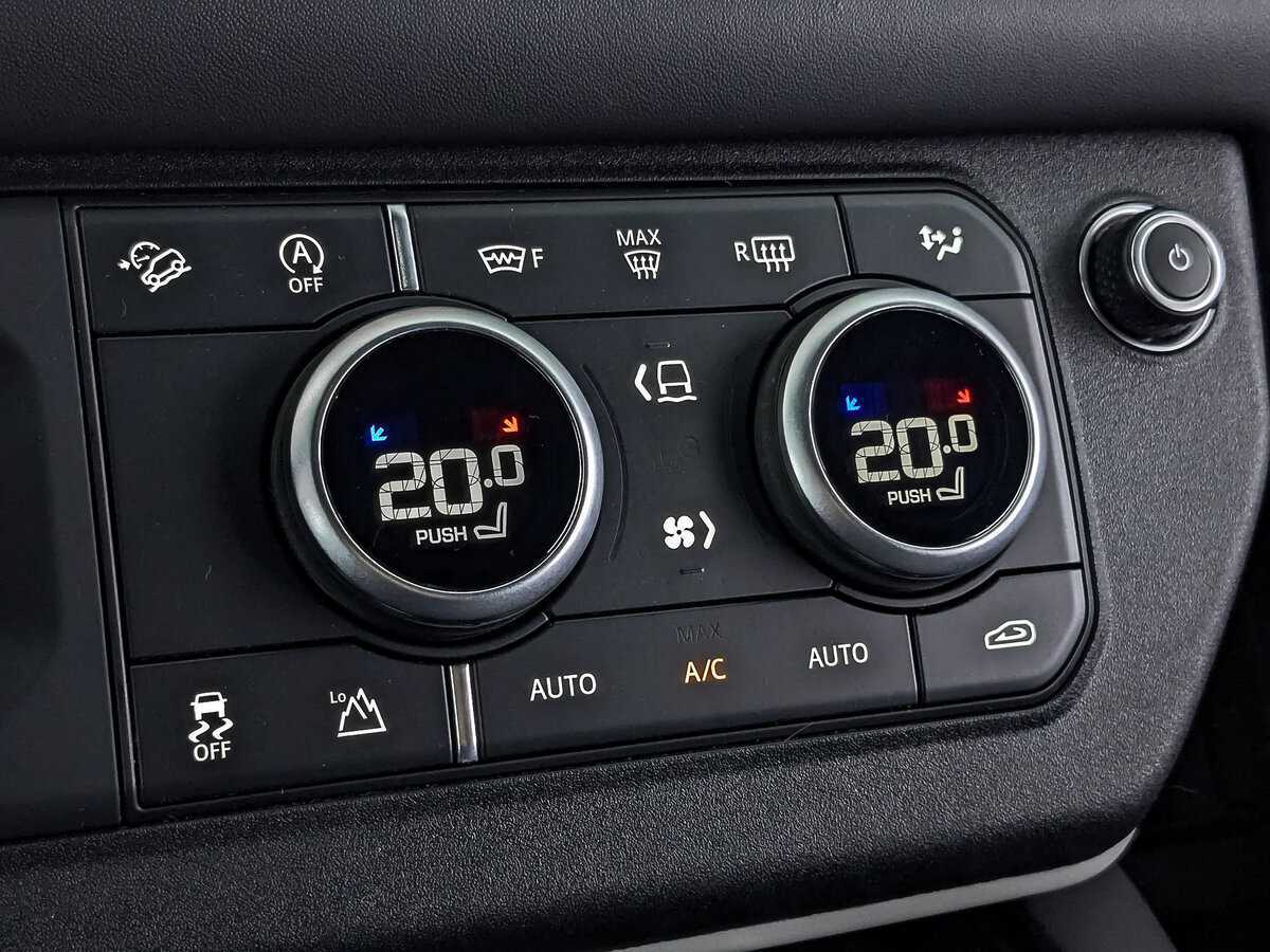 Land Rover Defender 90, 2021 Фото №27