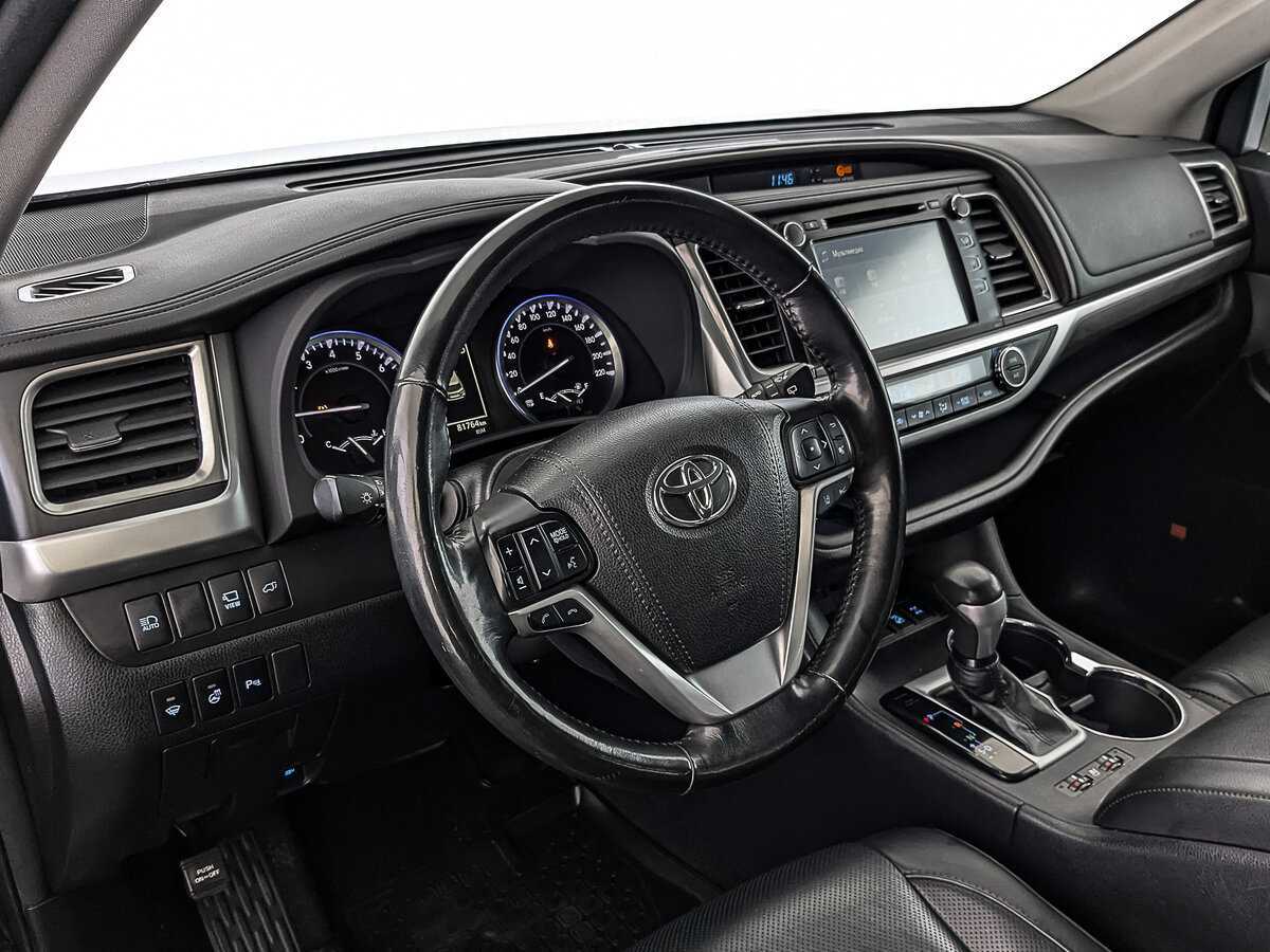 Toyota Highlander, 2018 Фото №12