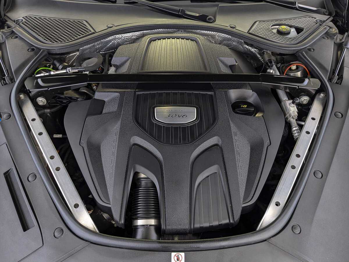 Porsche Panamera 4, 2020 Фото №9