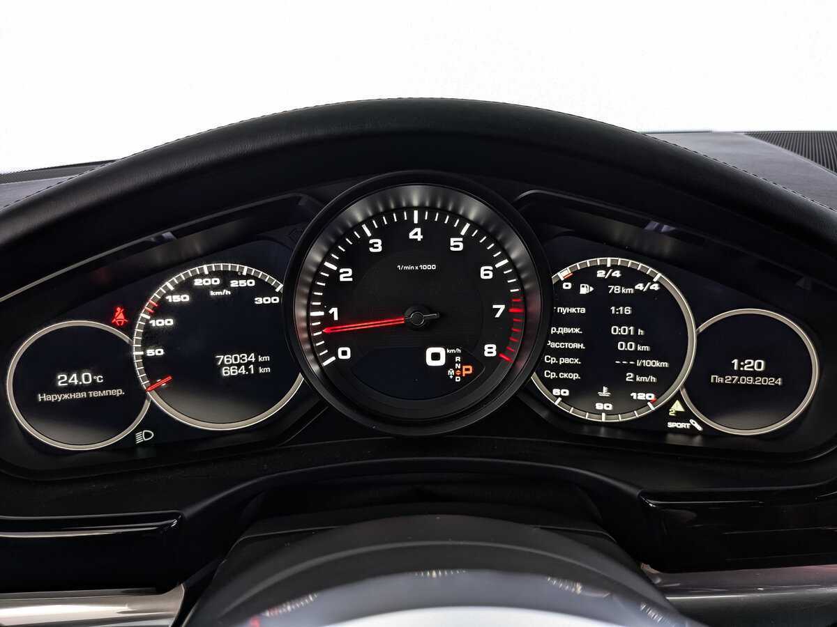 Porsche Panamera 4, 2020 Фото №15