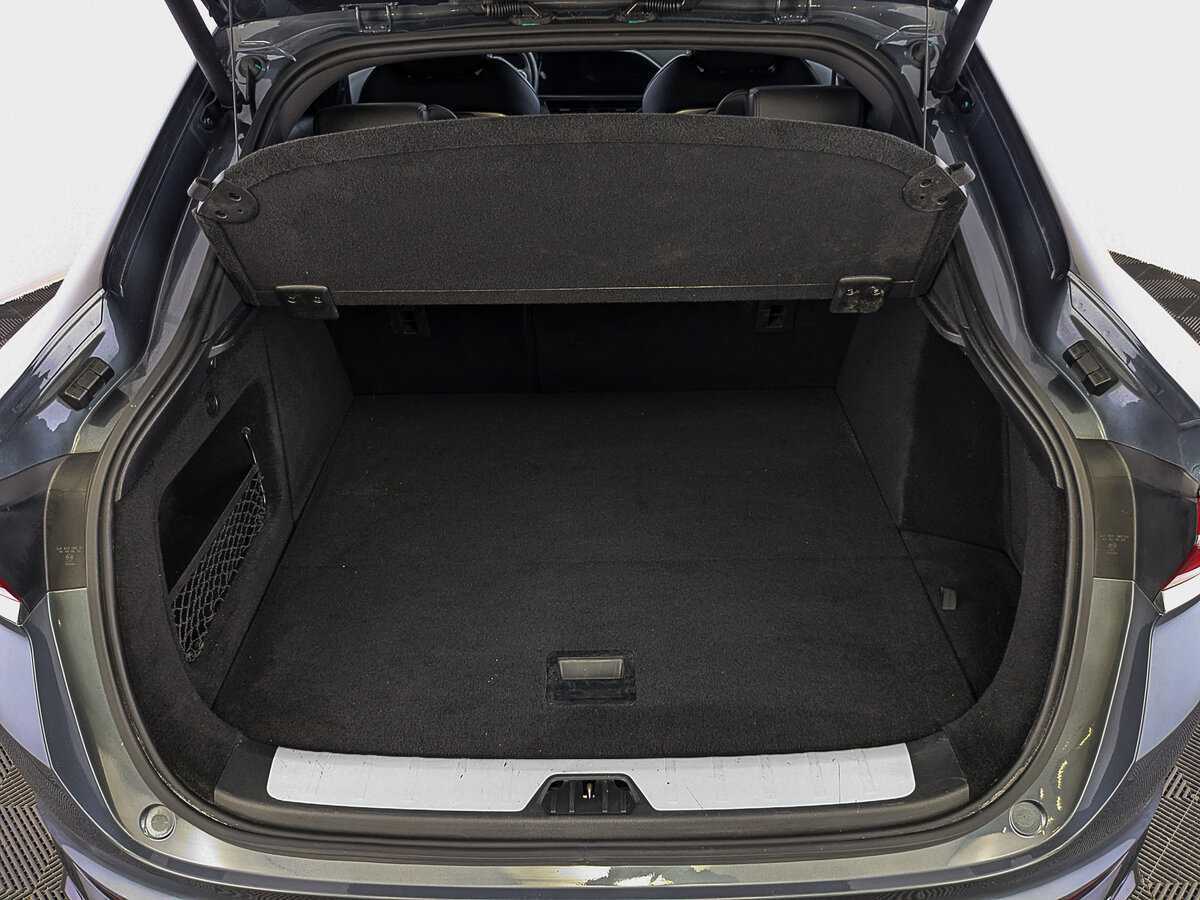 Geely Tugella, 2023 Фото №10