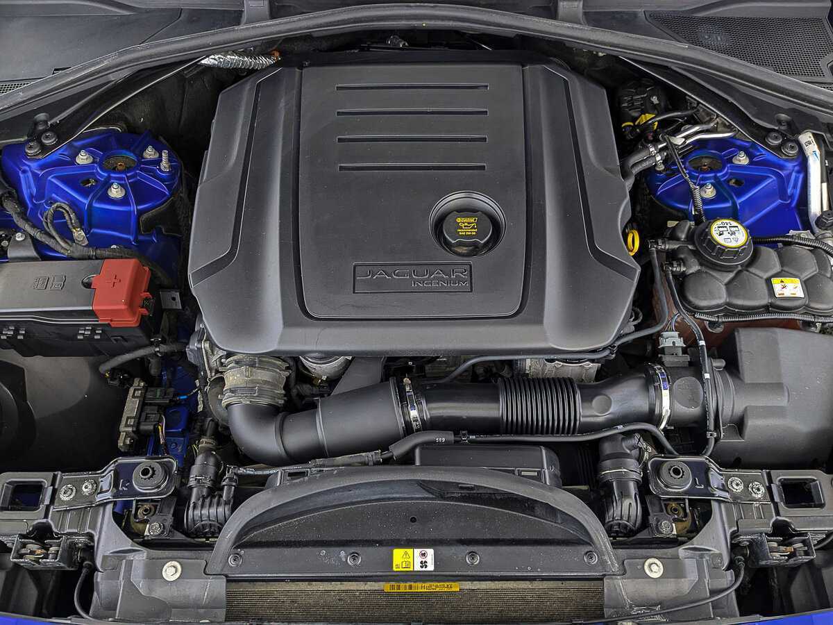 Jaguar F-Pace, 2017 Фото №9