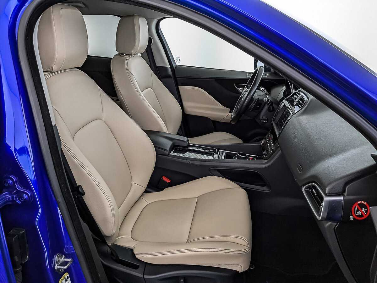 Jaguar F-Pace, 2017 Фото №21