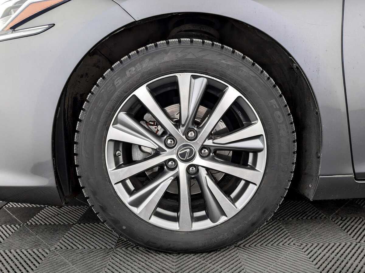 Lexus ES 200, 2019 Фото №18