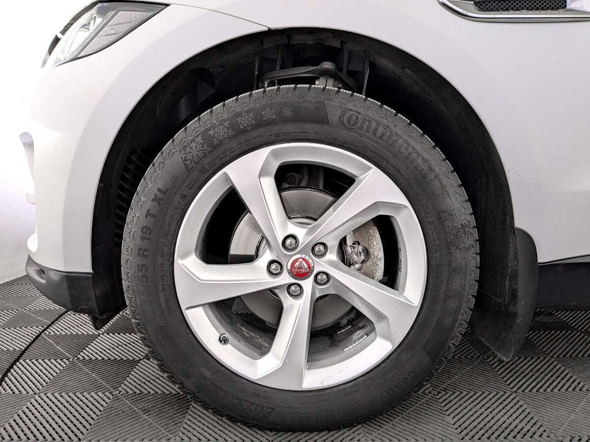 Jaguar F-Pace, 2018 Фото №18