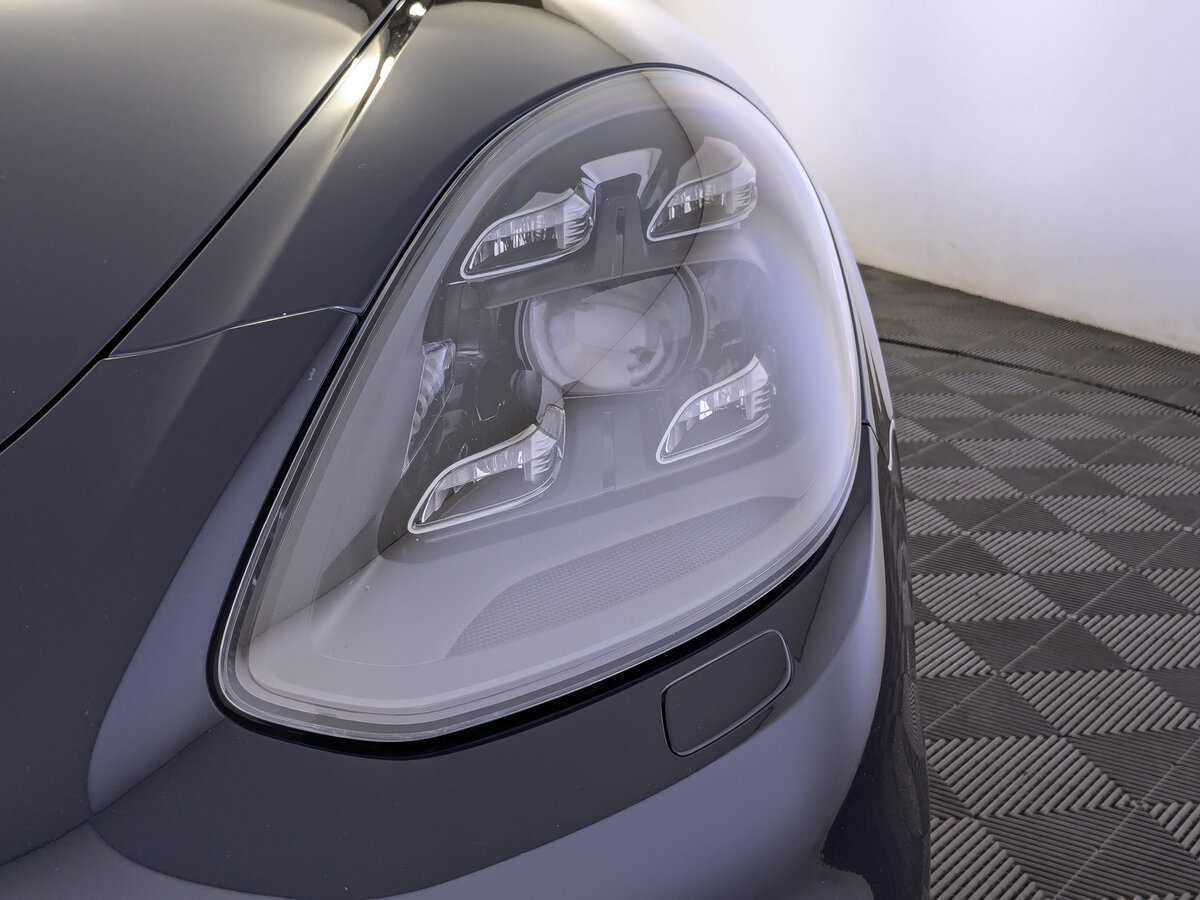 Porsche Panamera 4, 2019 Фото №11