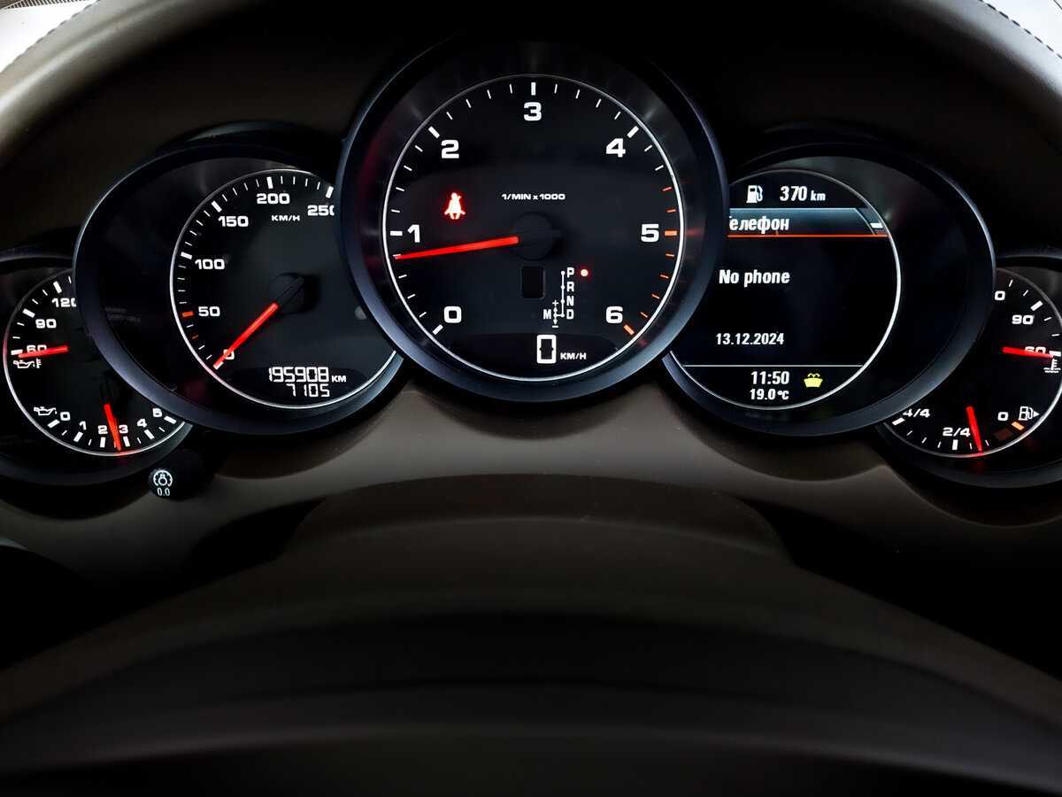 Porsche Cayenne Diesel, 2013 Фото №13