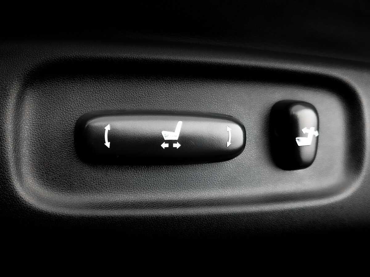 Toyota Land Cruiser, 2019 Фото №21