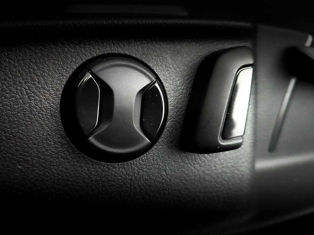 Volkswagen Passat, 2021 Фото №21