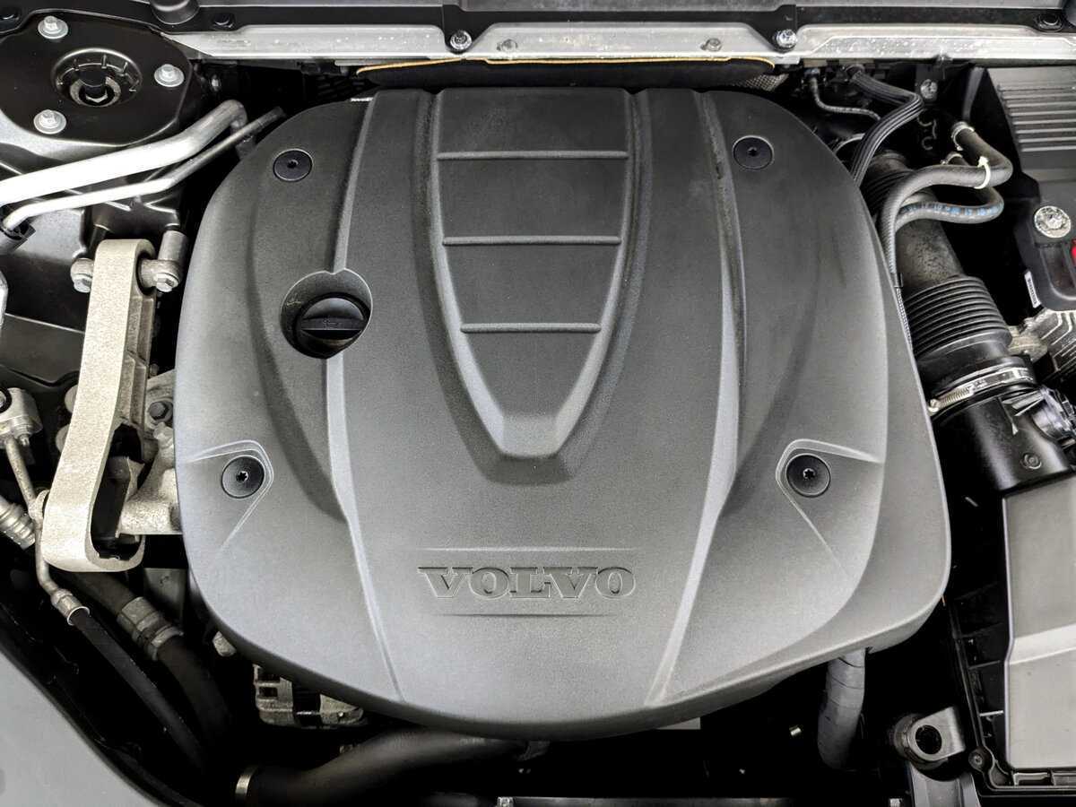 Volvo XC60, 2019 Фото №9