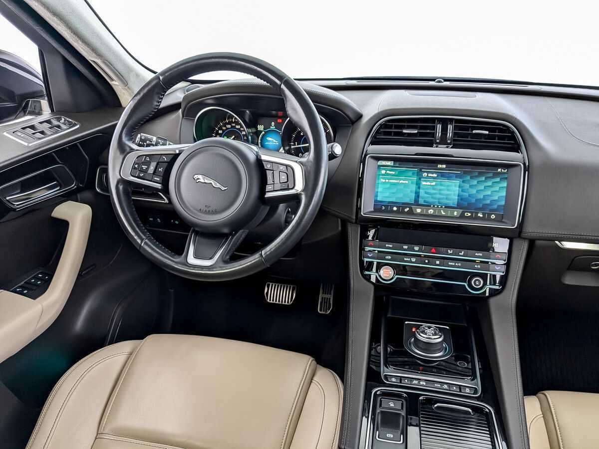 Jaguar F-Pace, 2020 Фото №14