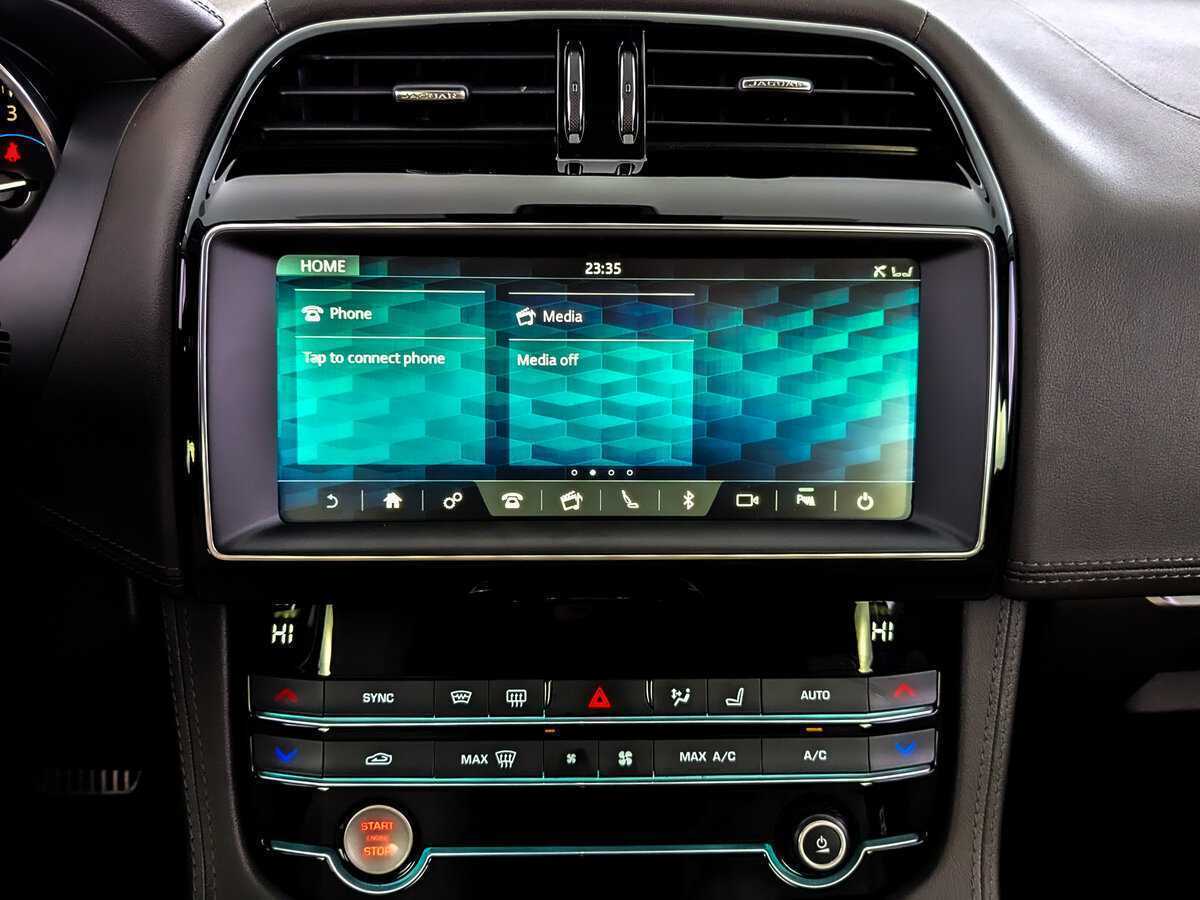 Jaguar F-Pace, 2020 Фото №15