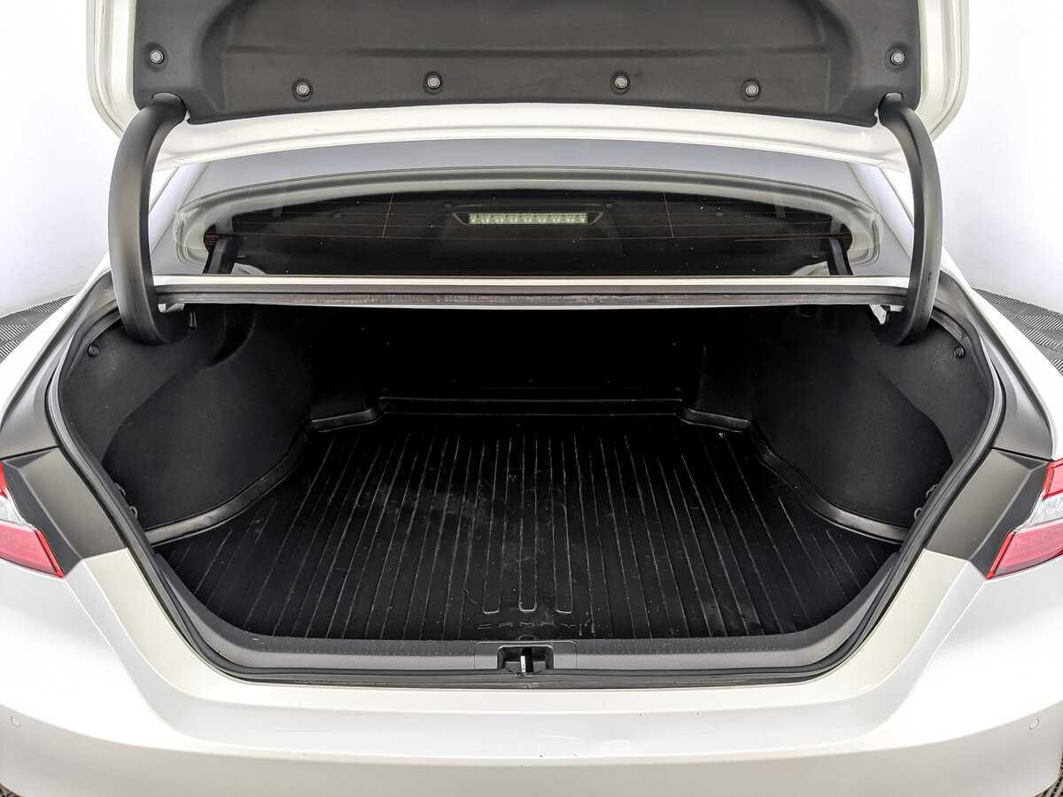 Toyota Camry, 2019 Фото №10