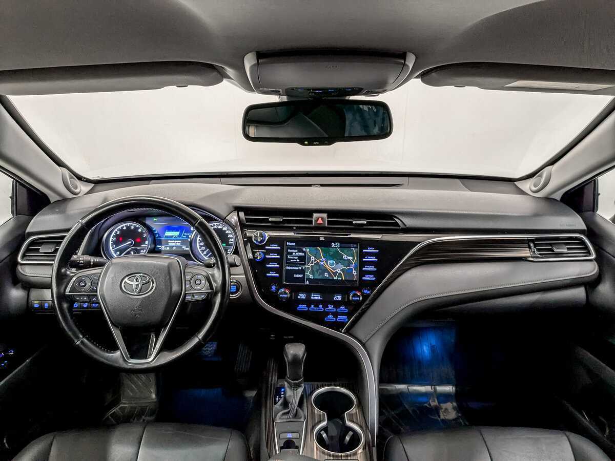 Toyota Camry, 2019 Фото №14