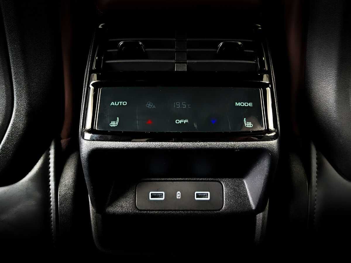 Geely Monjaro, 2023 Фото №15