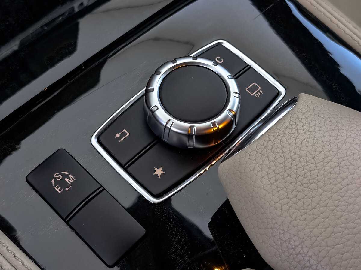 Mercedes-Benz CLS 350 BlueTEC, 2015 Фото №27