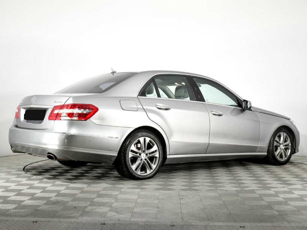 Mercedes-Benz E-Класс 350, 2010 Фото №4
