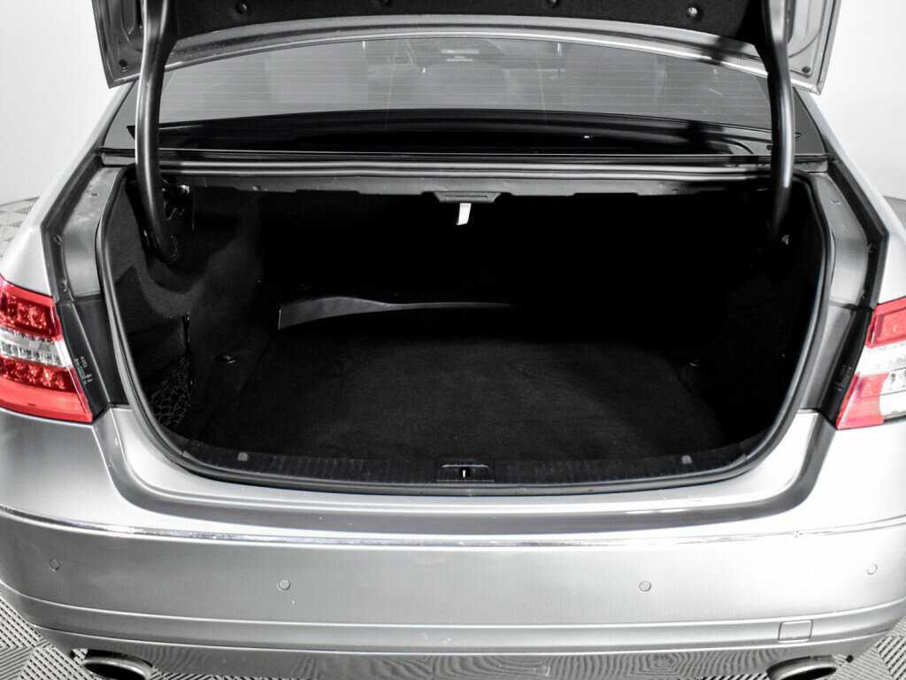 Mercedes-Benz E-Класс 350, 2010 Фото №16