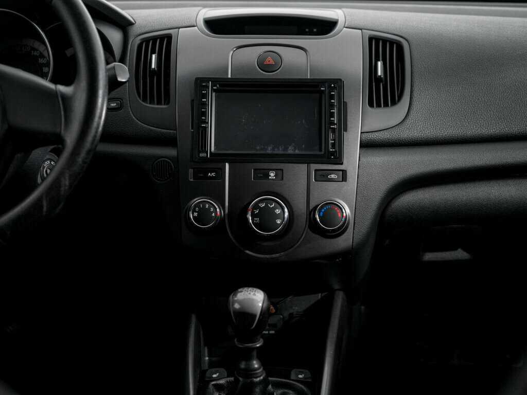 Kia Cerato 6-speed, 2010 Фото №12