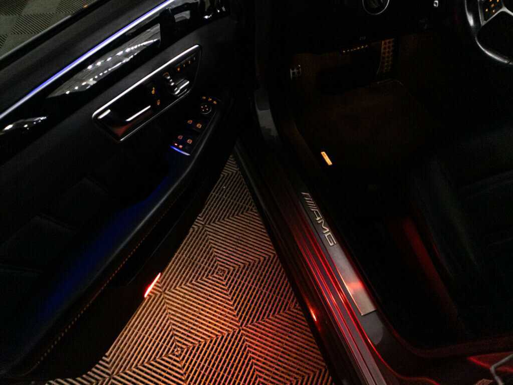 Mercedes-Benz E-Класс AMG 63 AMG, 2014 Фото №31