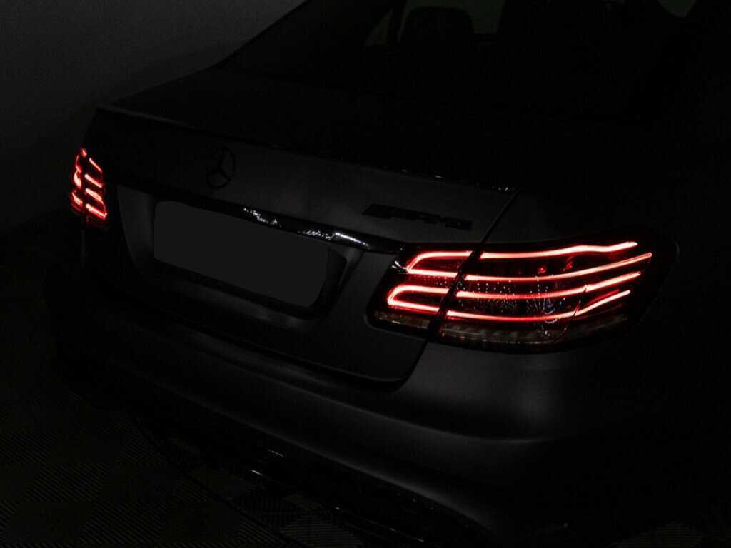 Mercedes-Benz E-Класс AMG 63 AMG, 2014 Фото №34