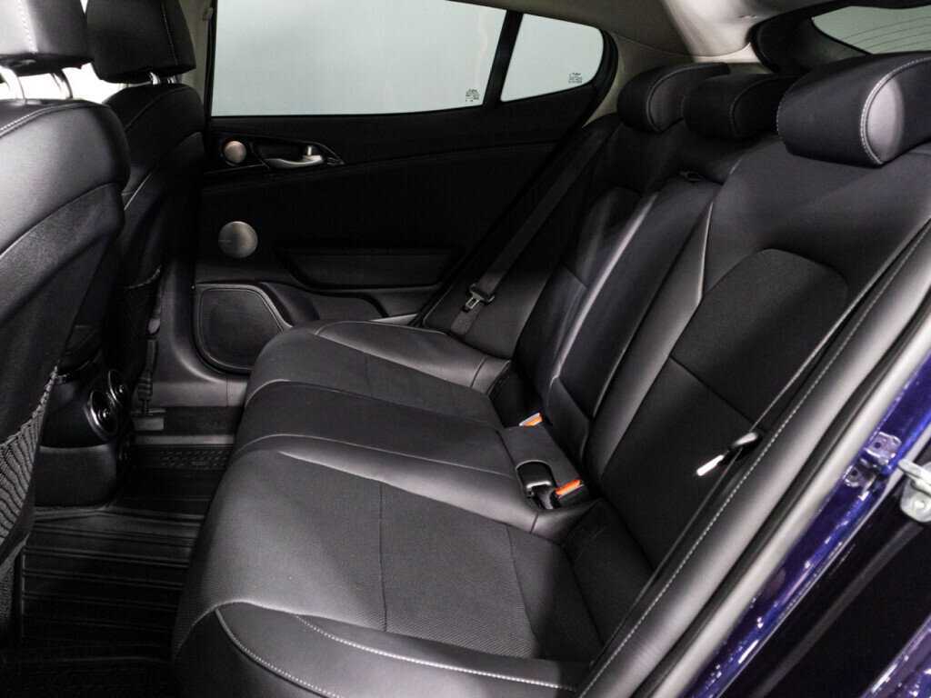 Kia Stinger, 2022 Фото №10