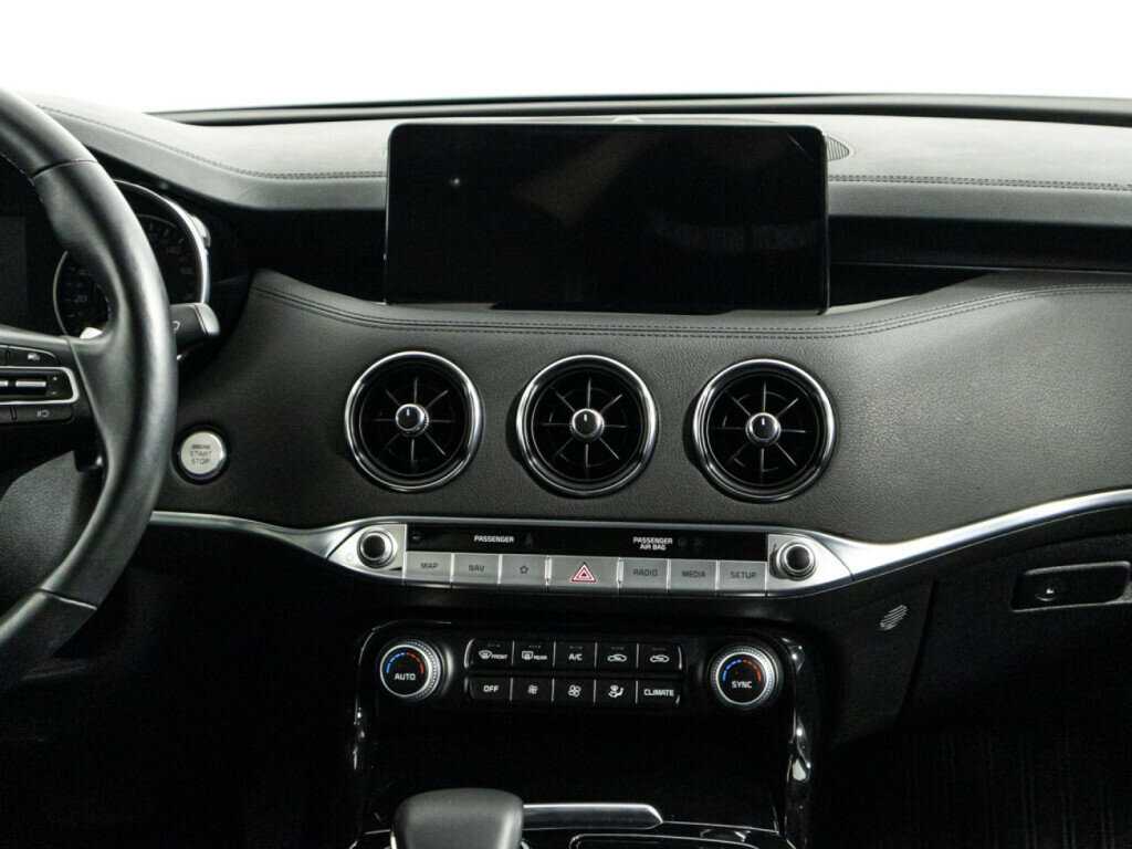 Kia Stinger, 2022 Фото №14