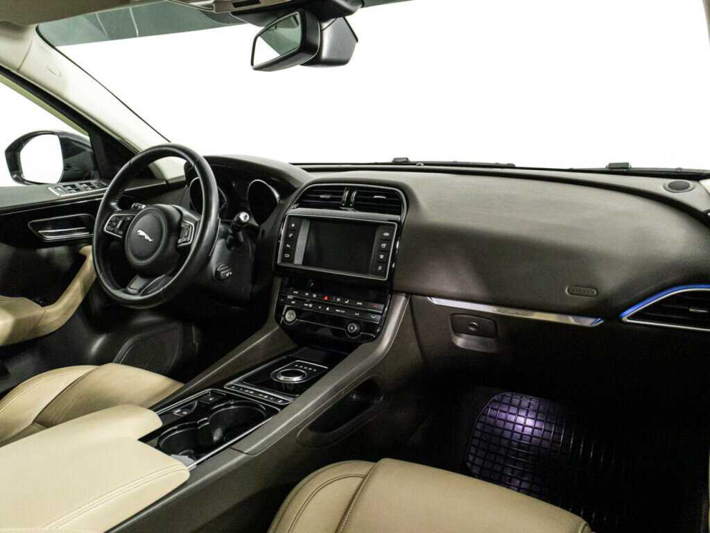 Jaguar F-Pace, 2017 - 73 860 км. | Фото №8