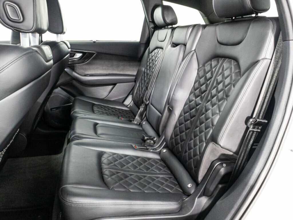 Audi Q7, 2018 Фото №9