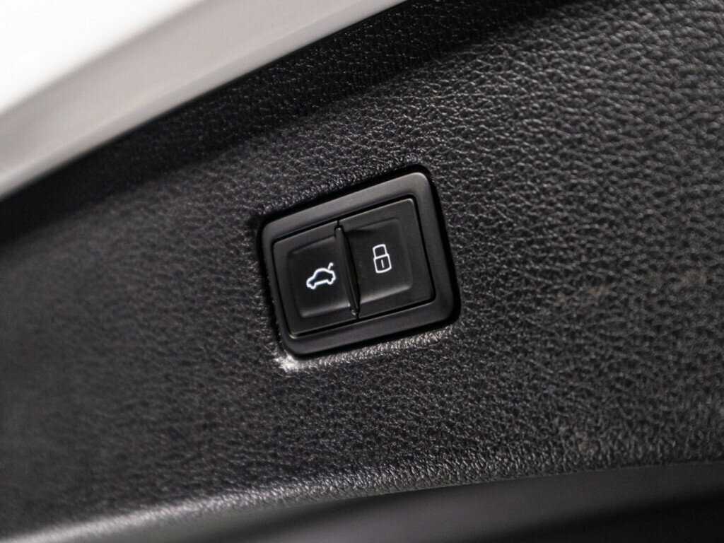 Audi Q7, 2018 Фото №15