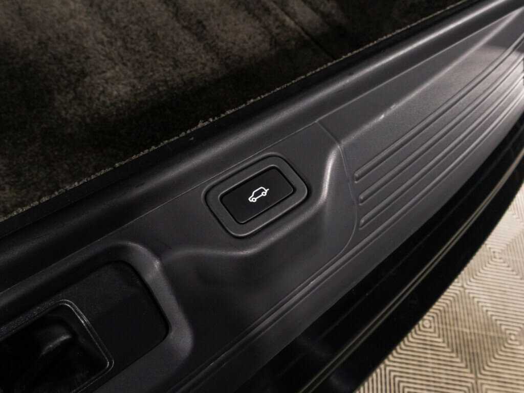 Land Rover Range Rover, 2018 Фото №17