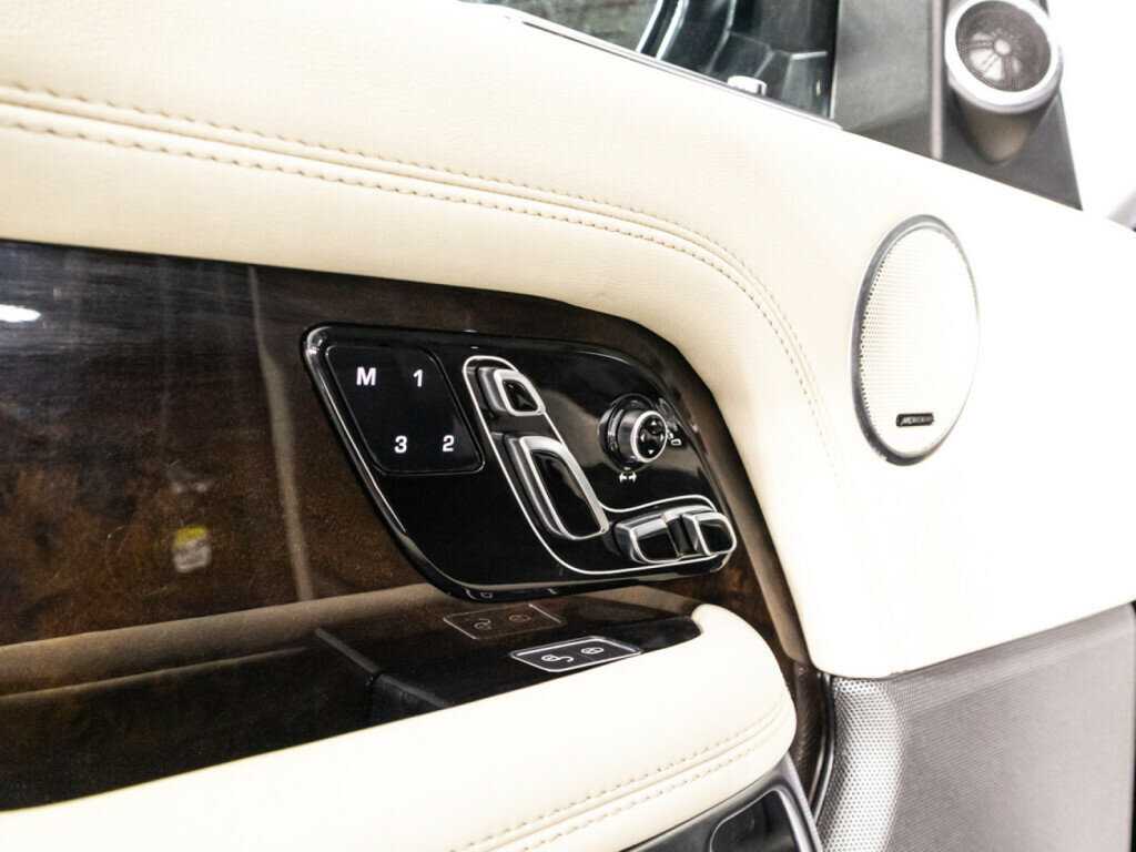 Land Rover Range Rover, 2018 Фото №19