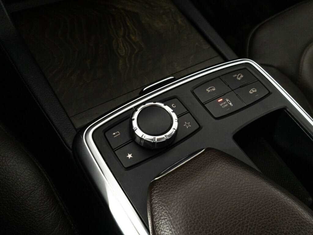 Mercedes-Benz GL-Класс 350 CDI BlueTEC, 2015 Фото №23